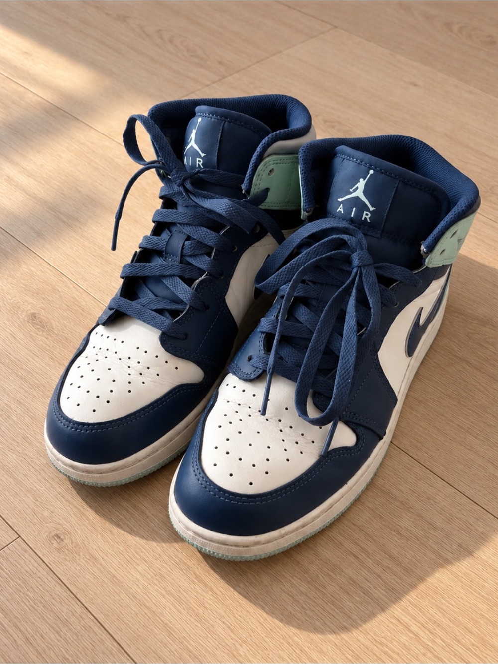 Nike Air Jordan 1 Mid Mystic Navy Mint Foam GS 6Y Women’s 7.5